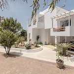 Glaronissi Beach Guest house Maragkas