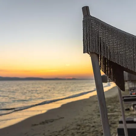 Glaronissi Beach Guest house Maragkas