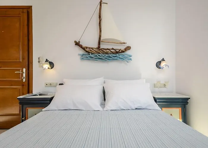 Guest house Glaronissi Beach 4*