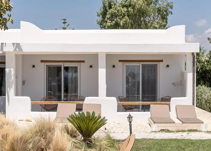 Guest house Glaronissi Beach