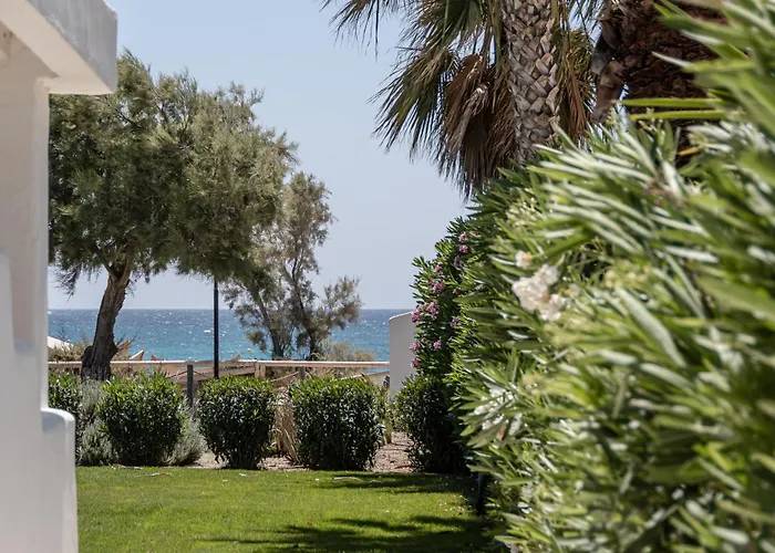 Guest house Glaronissi Beach 4*