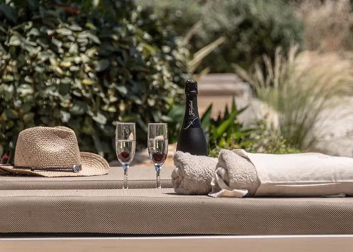 Glaronissi Beach Guest house 4*