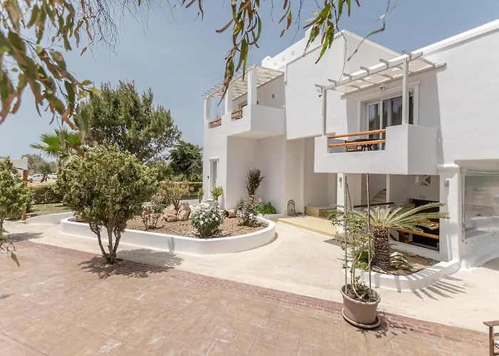 Glaronissi Гостевой дом Maragkas